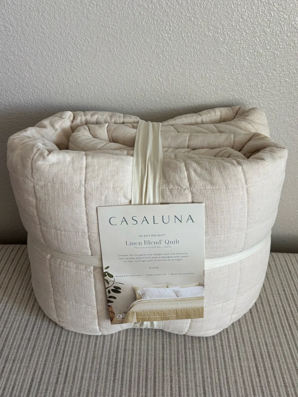 NWT King Heavyweight Linen Blend Quilt Natural - Casaluna